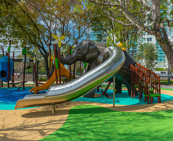 Canopy Park at Five Park - ArquitectonicaGEO